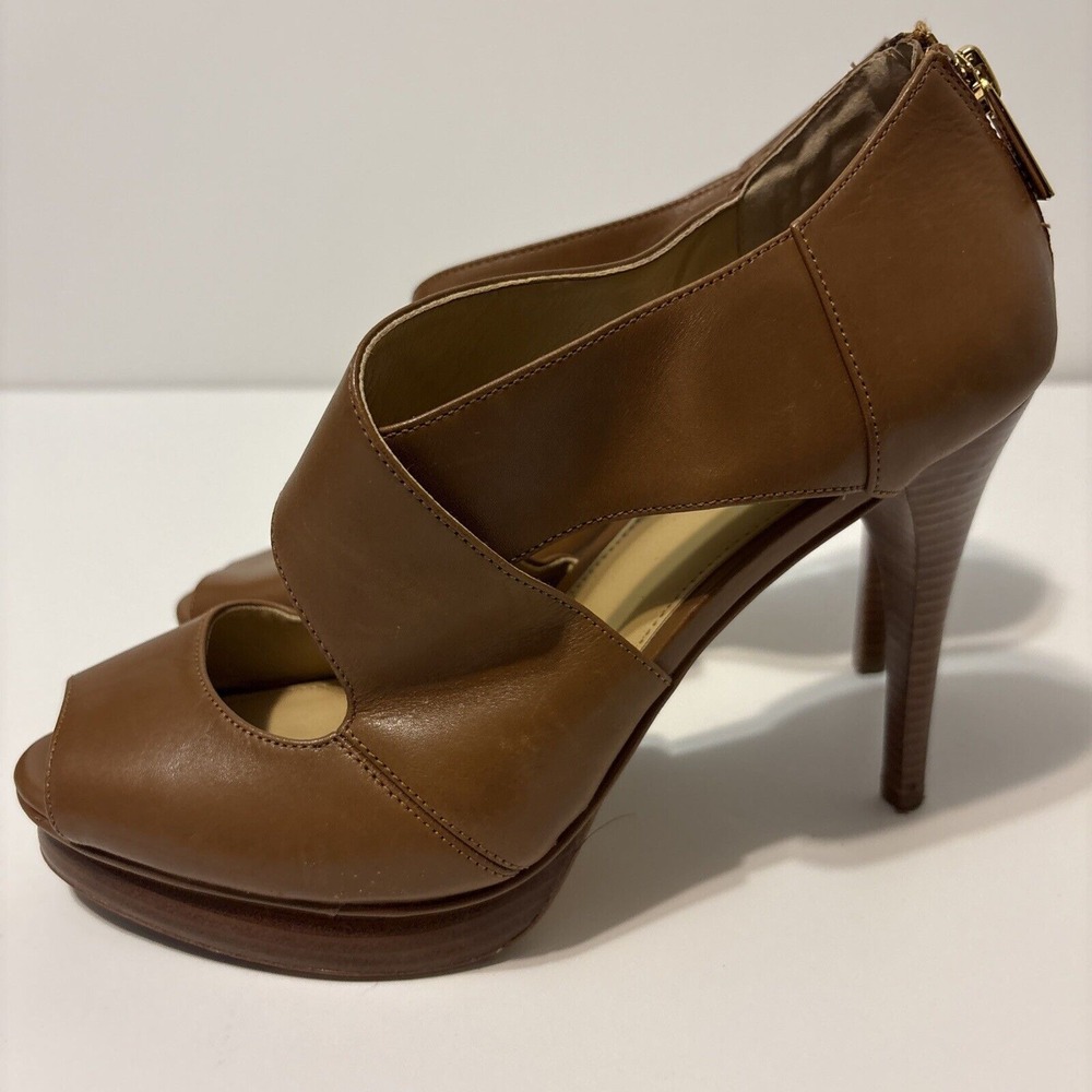 EUC MICHAEL MICHAEL KORS Brown Leather Platform‎ Sandals Heels Back Zip Size 8 M - Picture 6 of 9